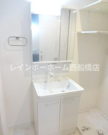 クオーレ薬円台の洗面所