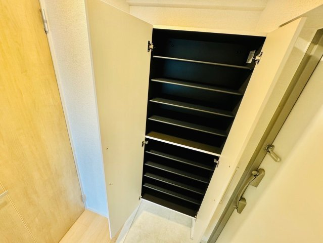 MISTRAL姫路駅前Ⅶ 高尾町の収納