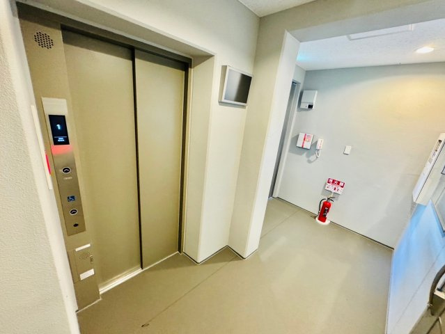 MISTRAL姫路駅前Ⅶ 高尾町のエントランス