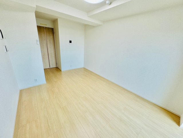 MISTRAL姫路駅前Ⅶ 高尾町の居間・リビング