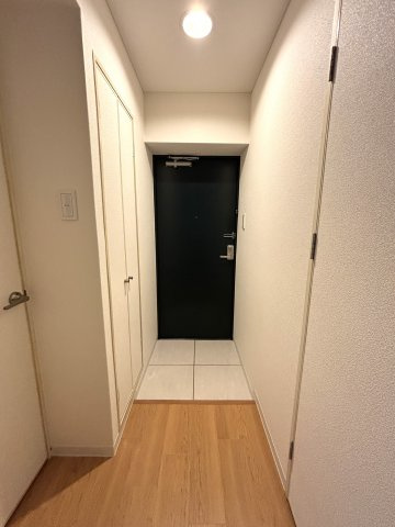 テングッド荒戸の玄関|収納もある玄関です