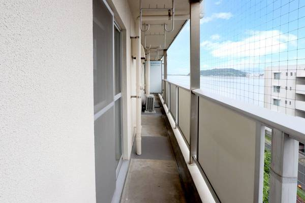 ビレッジハウス今宿3号棟のバルコニー|ビレッジハウスの同一物件・同一タイプの間取りの写真です