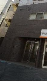 リーノ新宿若松町のエントランス