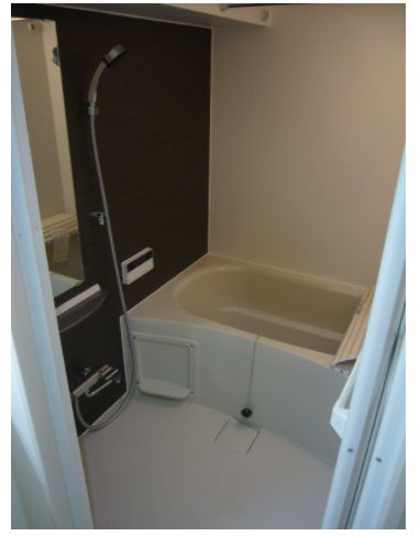 リーノ新宿若松町の浴室|コンパクトで使いやすいお風呂です