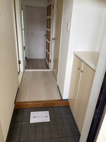TYコート栄町通の玄関