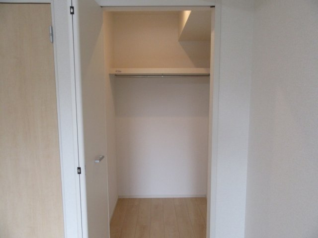 オーキッドの収納