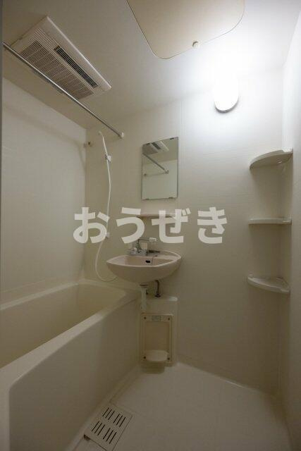 ＱＵＯＲＥ　ＭＹＯＵＧＡＤＡＮＩの浴室