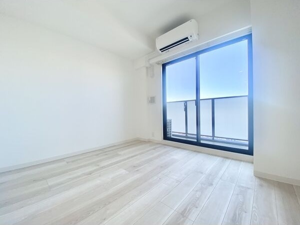 S-RESIDENCE一社の洋室