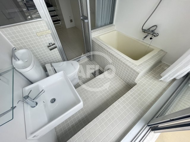 U residence 弁天町の独立洗面台|是空弁天　ユニットバス