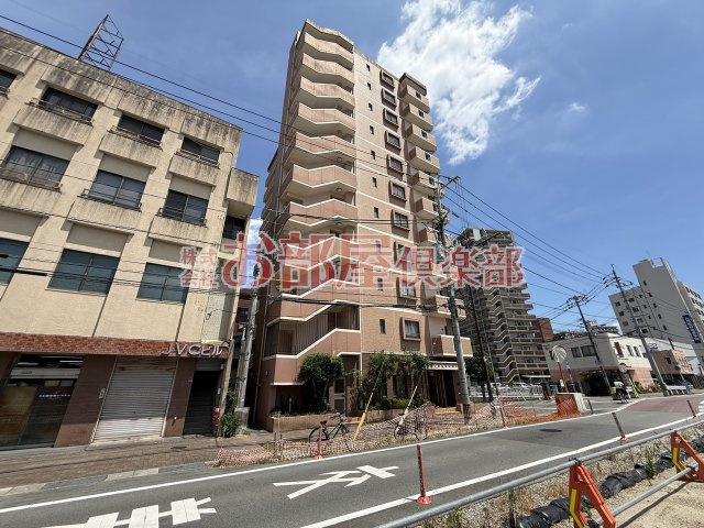 クオリアけやき通りの外観