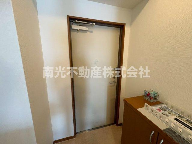 グランディ小阪　(近大　一人暮らし)の玄関