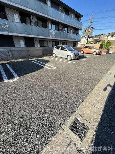 Ｋ・ブローテ・柏の葉Ａの駐車場