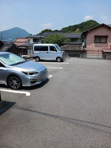 エストフォンテーヌⅡの駐車場|駐車場完備です