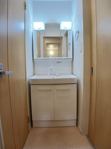 エストフォンテーヌⅡの洗面所|コンパクトで使いやすい洗面所