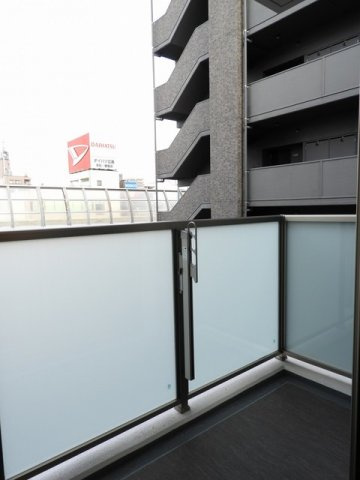 サン　ウォーム　ニチダンのバルコニー|広々としたバルコニーです