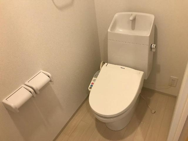 プライアソルのトイレ|シャワー付トイレ