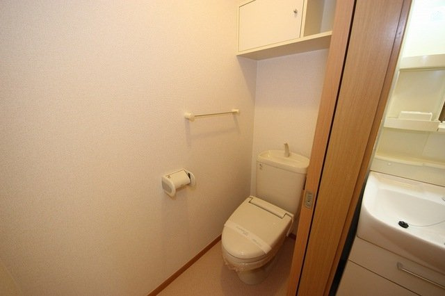 オ・ソレイユＡのトイレ|トイレです