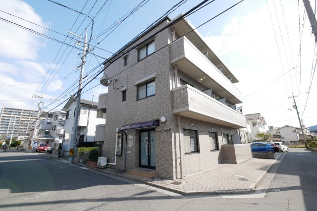 Ｋビルの外観|Ｋビル304 1K　立地抜群!!　最上階 角部屋!! ※同じ間取りの別部屋写真です