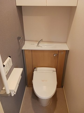 サンオランジュのトイレ|コンパクトで使いやすいトイレです
