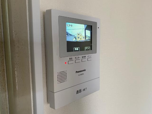 エクセレンス東野Ⅱ番館の内装|カメラ付インターホン