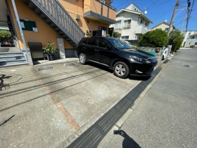 シーサイドコーポ辻堂の駐車場|駐車場