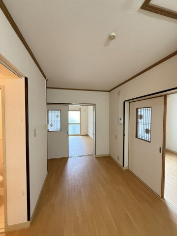 ベルク園田の居間・リビング