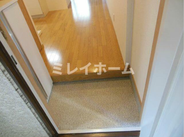 池上ネオハイムの玄関