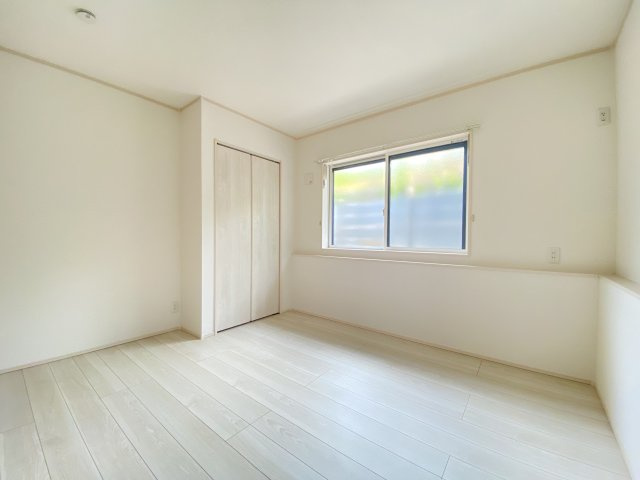 【寝室】 | ナリトモ仁戸名　C