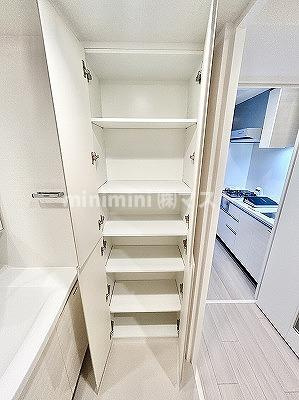 コンフォリア北堀江１丁目の収納