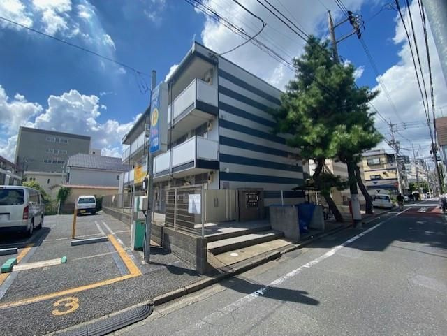 レオパレス堤方Ⅱの外観