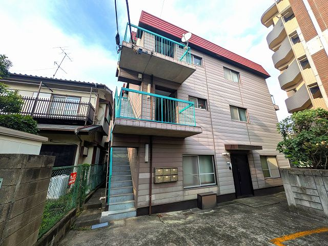 大倉マンションの外観