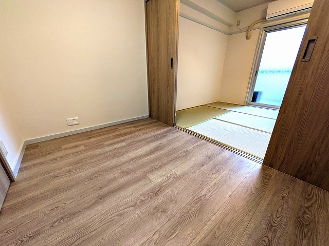 大倉マンションの洋室