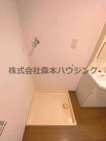【設備】 | 　アルカーサル星田 | ※同タイプ別室の写真を使用しています。
　設備内容や色調など相違がある場合は実際のお部屋の現状優先となります。