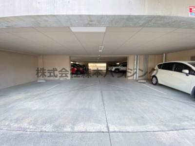 【駐車場】 | 　アルカーサル星田 | 駐車場があるので、車を買う予定の方も安心です