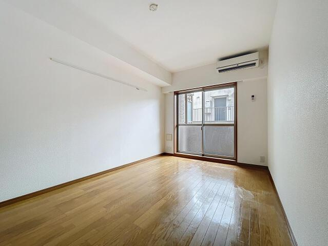 【居間・リビング】 | ※別部屋参考写真