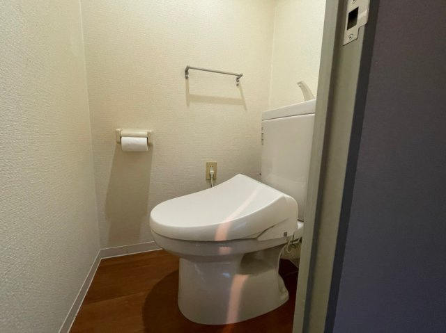グランデージハヤミのトイレ|イメージとして同マンション他部屋を表示しています