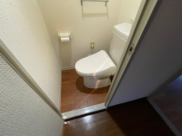 グランデージハヤミのトイレ|イメージとして同マンション他部屋を表示しています