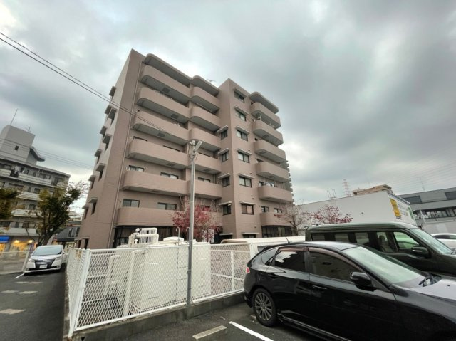 グランデージハヤミの外観