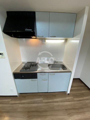 トモ南堀江のキッチン|トモ南堀江　システムキッチン