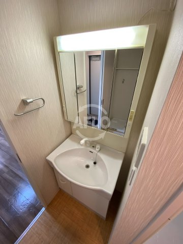 トモ南堀江の独立洗面台|トモ南堀江　独立洗面台