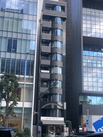 青山丸竹ビルの外観