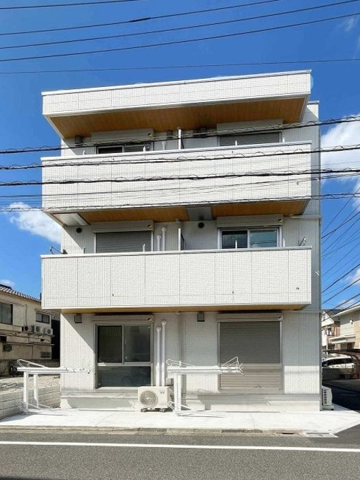 ルリアン江戸川の外観