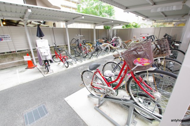 アトレ梅北の駐車場