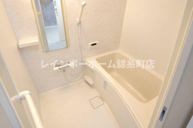アレン千住寿の浴室