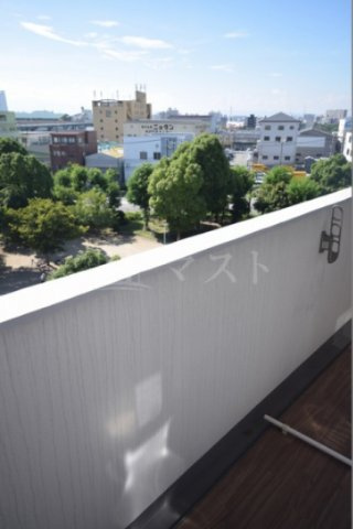アドバンス大阪ベイシティのバルコニー|別室参考