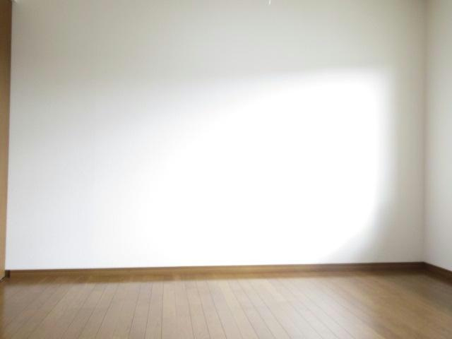 シャルム参番館の洋室