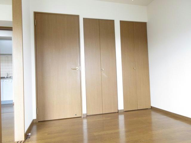 シャルム参番館の洋室