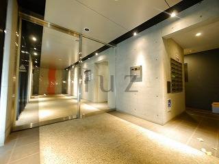 コモド川崎のロビー