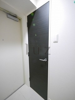 コモド川崎の玄関