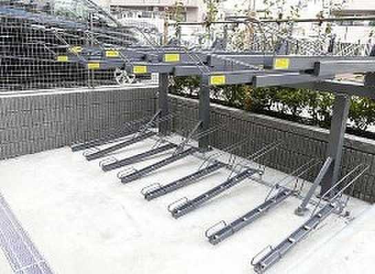【駐車場】アペルト西新宿 